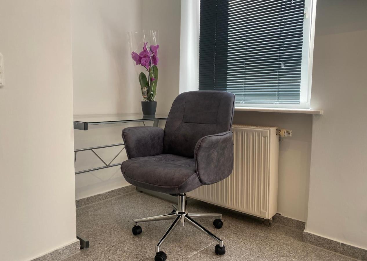 Stilvolles, Neues Apartment Mit Balkon In Bamberga Esterno foto